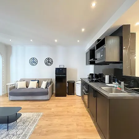 105 - Urban Haussmann Opera Appartement Paris